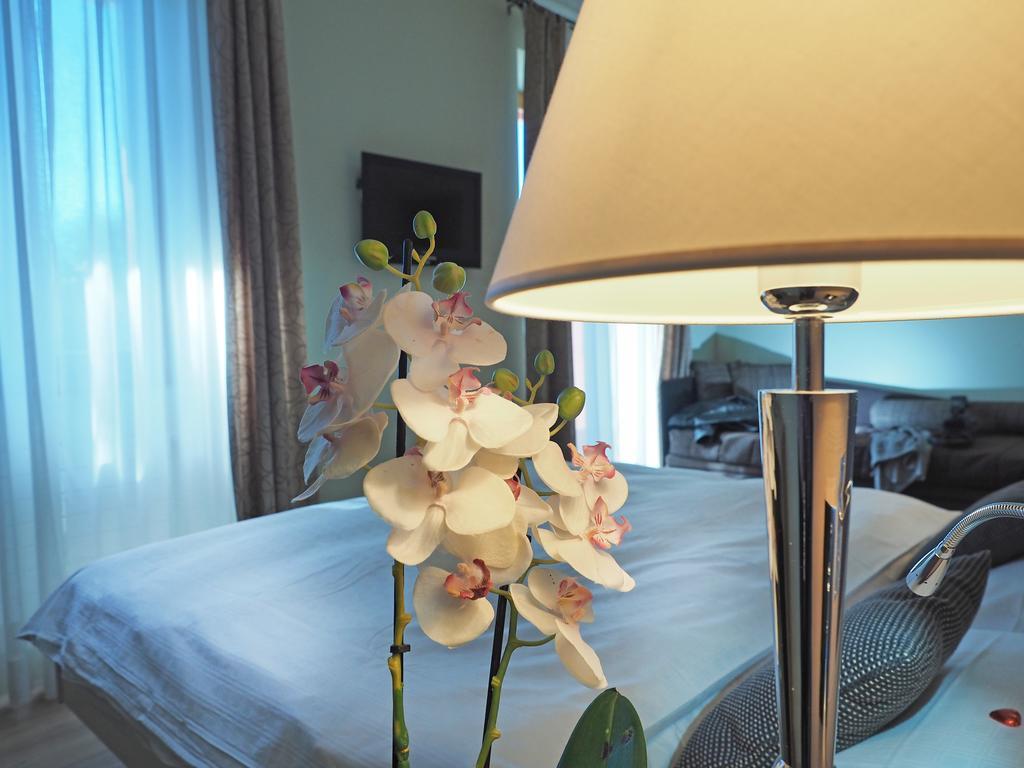 Ponte Brolla Ristorante Charme Hotel Tre Terre المظهر الخارجي الصورة